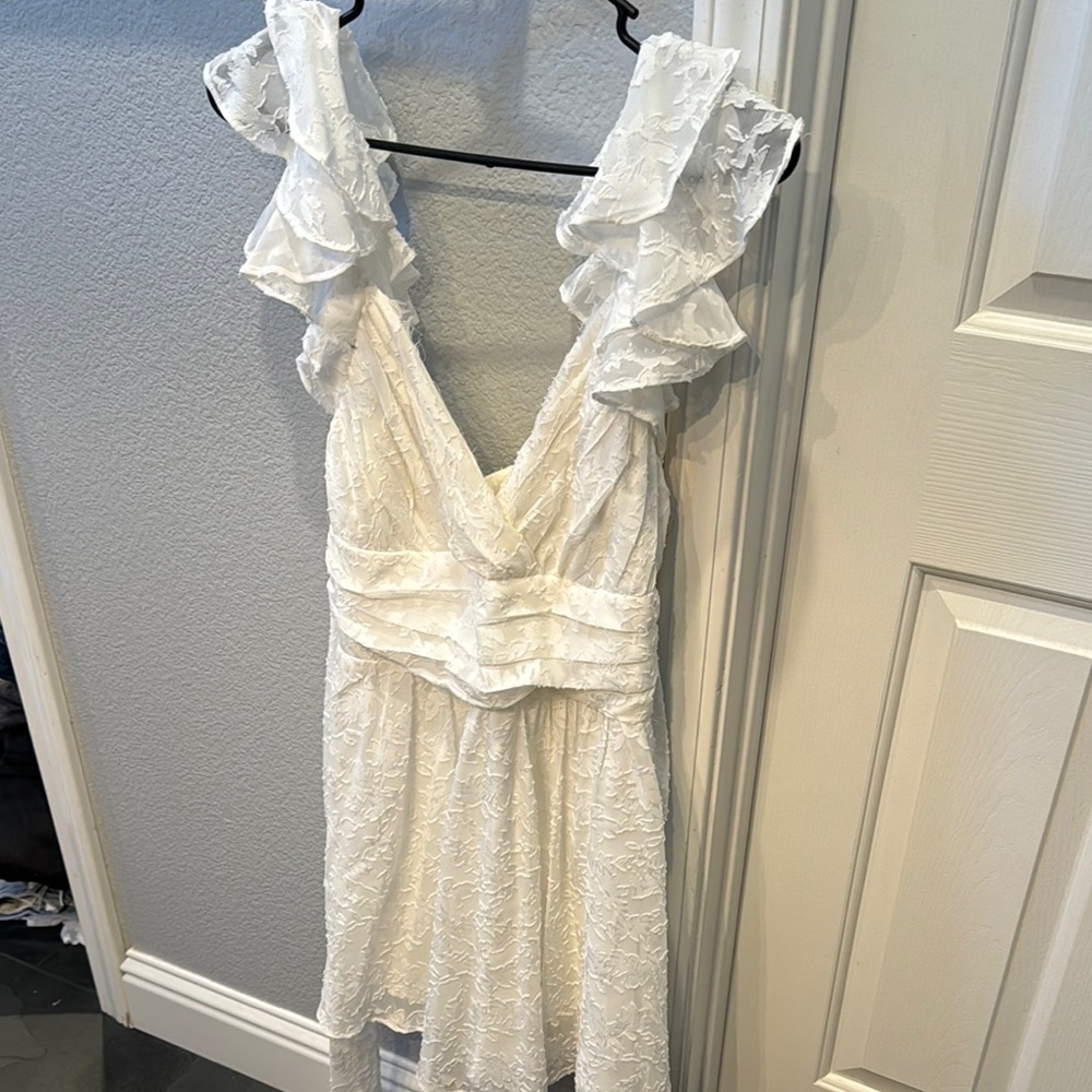 Selfie Leslie White Lace Dress